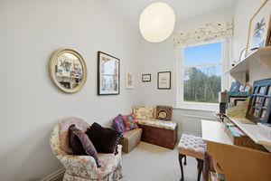 Single bedroom- click for photo gallery